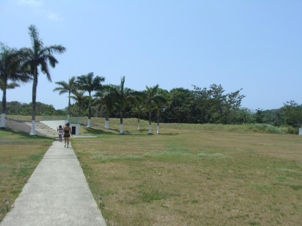 Apartamento En Balabeach Maria Chiquita In Front Of The Beach 2Hab Colon Exterior photo
